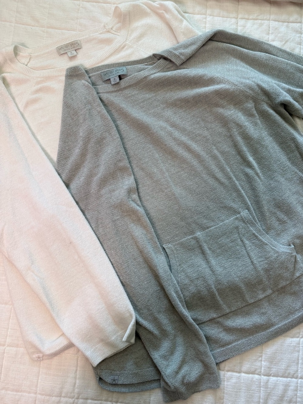 Barefoot Dreams Cozychic Ultra Lite Crewneck Sweater Pair in green and white - Picture 2 of 9